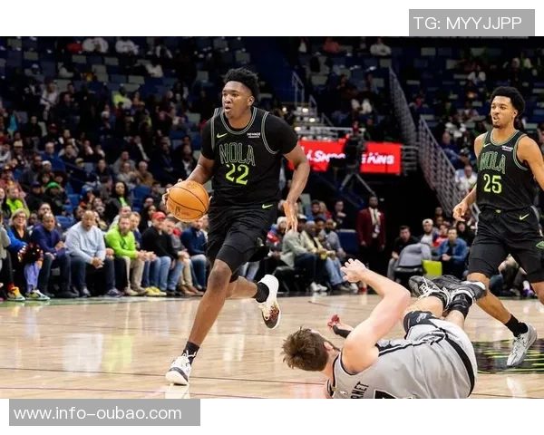 科沃德闪耀12分钟贡献16分8板可惜受伤费尔斯21分奎因表现出色助球队取胜